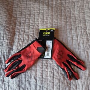 MSR Red and Black Axis Gloves